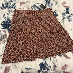 Axcess a Liz Claiborne Floral A-Line Skirt in Black and Orange